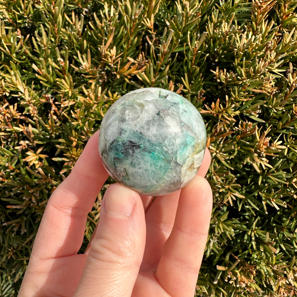 Quantum Quattro Sphere